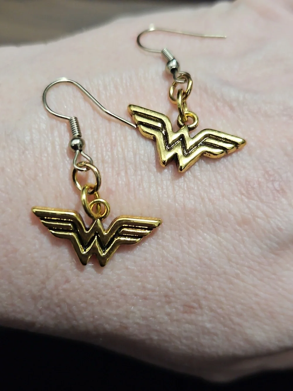 DC Comics Wonder Woman Logo Dangle Earrings Gold Tone